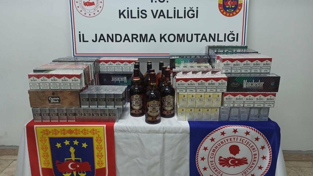 Kilis'te gümrük kaçağı sigara ile alkol ele geçirildi