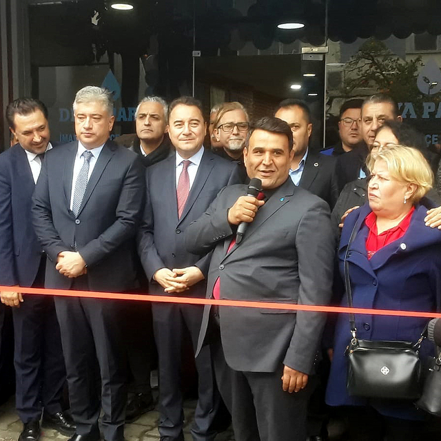 Ali Babacan: Ülke kaynakları doğru yere harcanmıyor