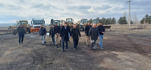 Malazgirt Kaymakamı Bayram, İlçe Özel İdare Müdürlüğünü ziyaret etti