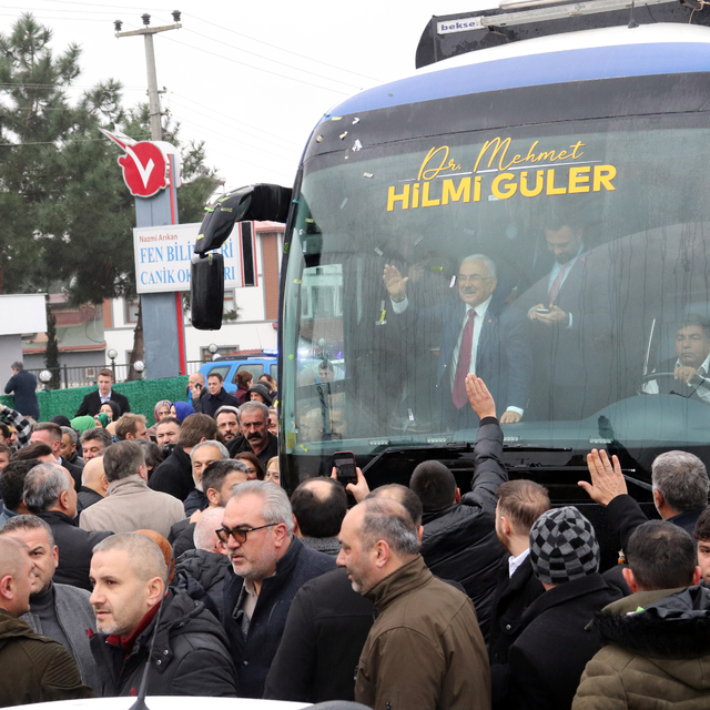 AK Parti Ordu Büyükşehir Belediye Başkan adayı Güler partililerle bir araya...