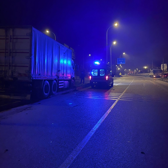 Direksiyon başında kalp krizi geçiren sürücü hayatını kaybetti