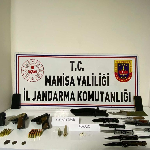 Salihli'deki uyuşturucu operasyonunda 2 kişi gözaltında