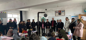 Mardin'de üniversite öğrencileri eğitime destek oluyor