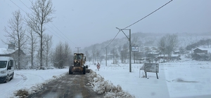 Bursa'da kardan kapanan 56 kırsal mahallenin yolları açıldı