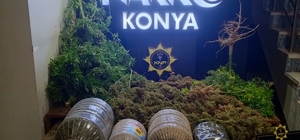 Konya'da uyuşturucu operasyonlarında 3 zanlı tutuklandı