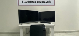 Avşa'da yazlık evlerden hırsızlık yapan 3 şüpheli yakaladı