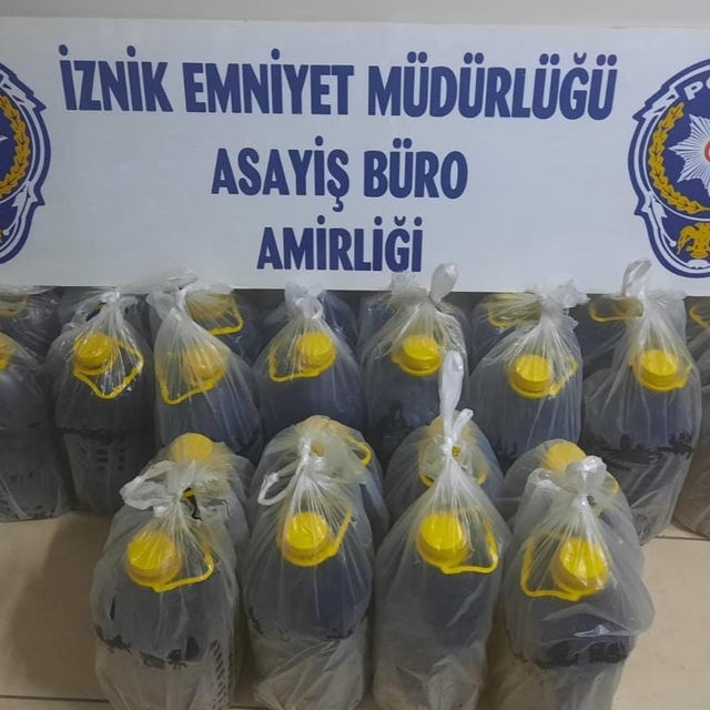Bursa'daki zeytinyağı hırsızlığından 2 kişi tutuklandı