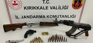 Kırıkkale'de samanların arasına gizlenmiş ruhsatsız silah ele geçirildi