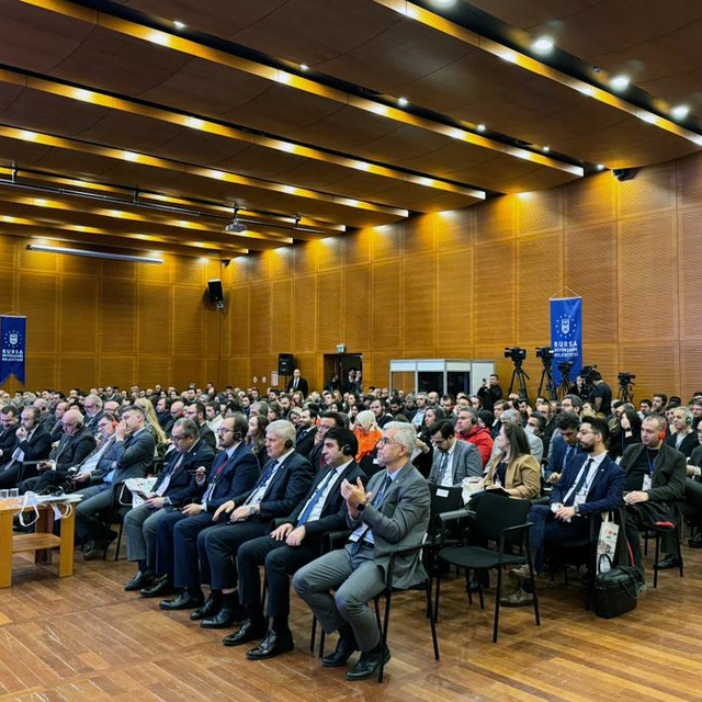 Bursa'da "Odağımız insan, hedef sıfır iş kazası" temalı uluslararası konfer...