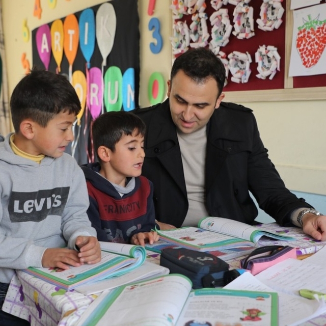 Hasankeyf Kaymakamı İmrak öğrencilerle bir araya geldi