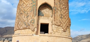 Derikli kadınlar Hasankeyf'te tarihi ve turistik mekanlarını gezdi