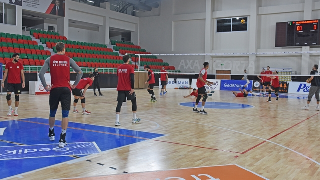 Cizre Belediyespor, Galatasaray HDI Sigorta maçı hazırlıklarını sürdürdü