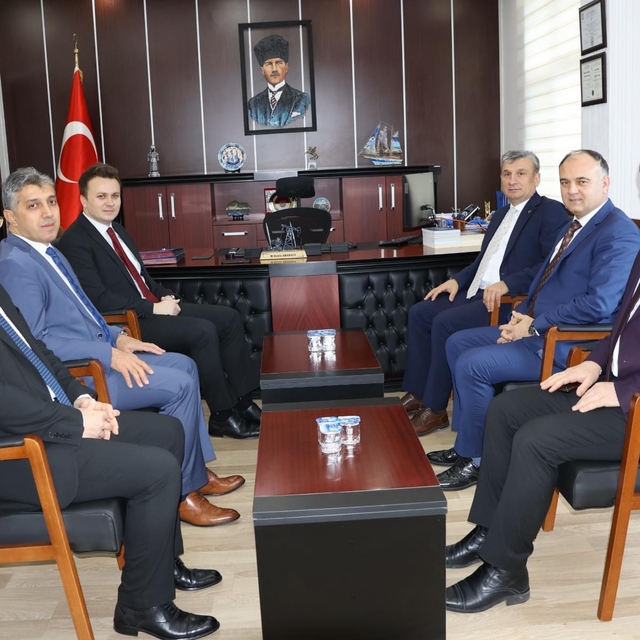 MEB Özel Öğretim Kurumları Genel Müdürü Güner, Gerze'de okulları ziyaret et...