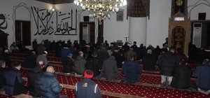 Osmaneli'de Regaip Kandili dualarla idrak edildi
