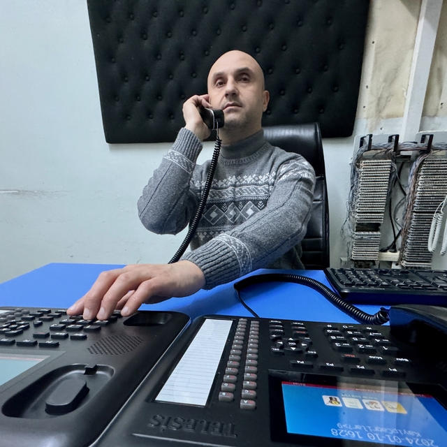 Görme engelli memur çift birbirine "ışık" oluyor