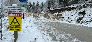 Bolu-Yedigöller yolu kar ve buzlanma nedeniyle kapatıldı