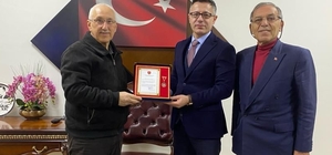Bulancak'ta Türk Silahlı Kuvvetlerini Güçlendirme Vakfı bağışçılarına plaket