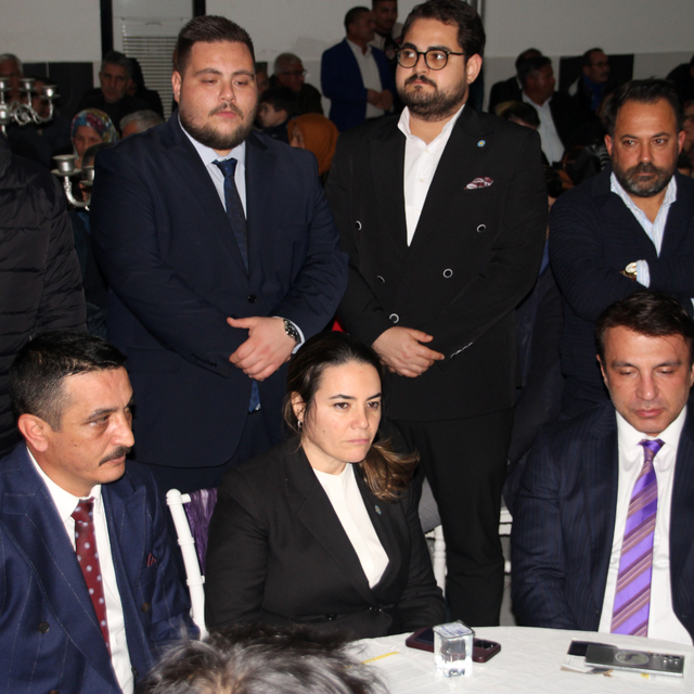 İYİ Parti Genel Başkan Yardımcısı Ayyüce Türkeş Taş, Erdemli'de partililerl...
