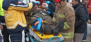 Hatay'da otomobille tırın çarpışması sonucu 2 kişi yaralandı