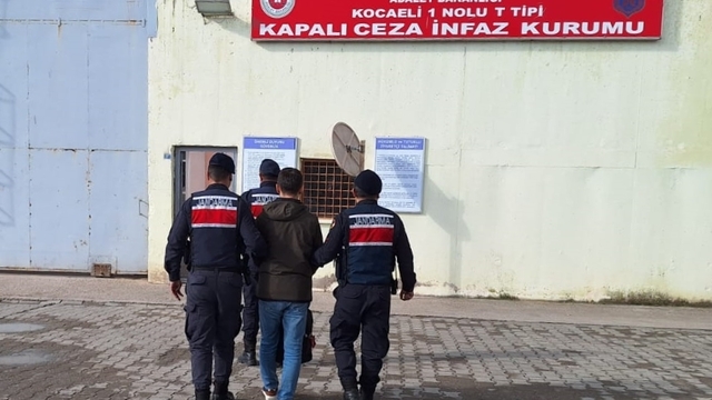 Kocaeli'de silahlı terör örgütü üyeliğinden aranan firari hükümlü yakalandı