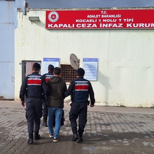 Kocaeli'de silahlı terör örgütü üyeliğinden aranan firari hükümlü yakalandı