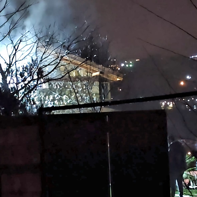 Sapanca'da, tek katlı evde çıkan yangın söndürüldü