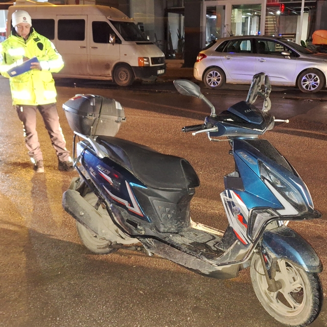 Samsun'da devrilen motosikletin sürücüsü yaralandı