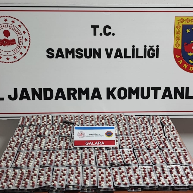 Samsun'da uyuşturucu operasyonunda 2 zanlı yakalandı