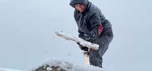 Van, Hakkari, Bitlis ve Muş'ta 1144 yerleşim birimine ulaşım sağlanamıyor