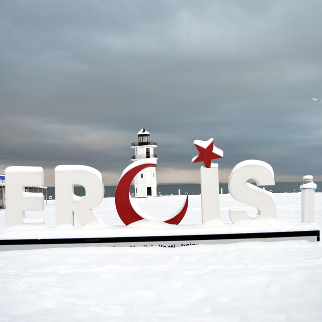 Van'ın yükseklerinde kar kalınlığı 1 metreyi aştı (2)