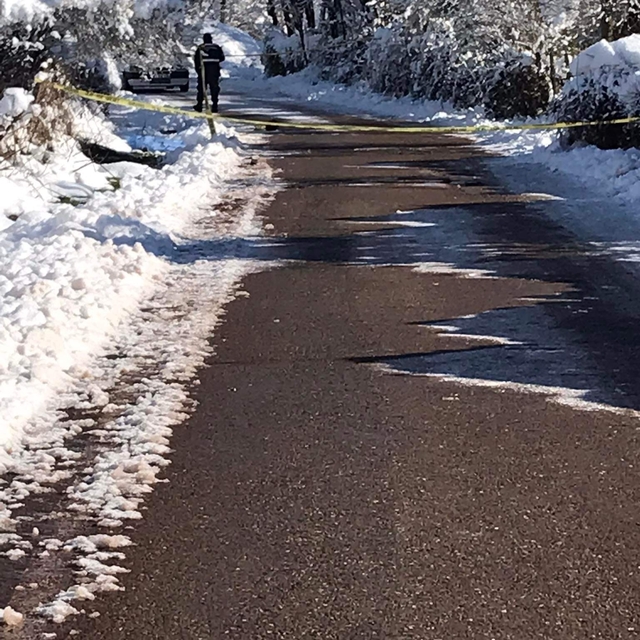 Yol kenarında ölü bulundu; 'soğuktan dondu' şüphesi