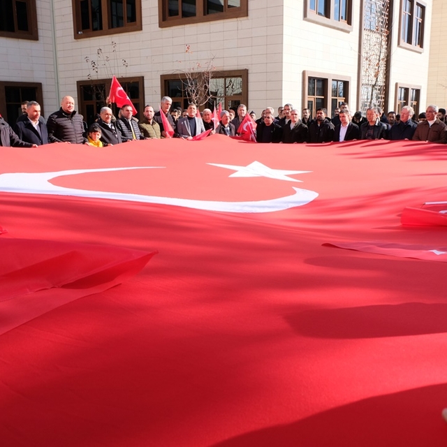 Bingöl'de 'Teröre Lanet' eylemi