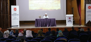 Edirne'de "Muhabbettin Kapısı Aile: Anne ve Babalık Rolleri" semineri düzen...