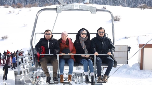 Keltepe Kayak Merkezi'nde hafta sonu yoğunluğu