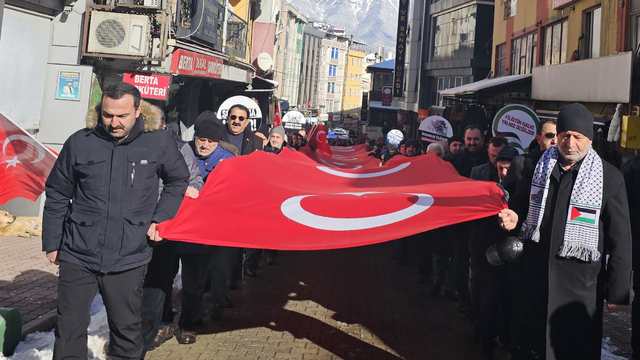 Artvin'de teröre ve İsrail'e tepki yürüyüşü gerçekleştirildi