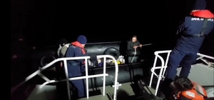 Ayvalık açıklarında 25 düzensiz göçmen kurtarıldı