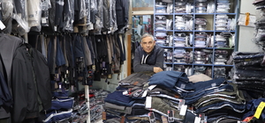 Ferizlili terzi 46 yıldır iğne ipliği elinden bırakmıyor