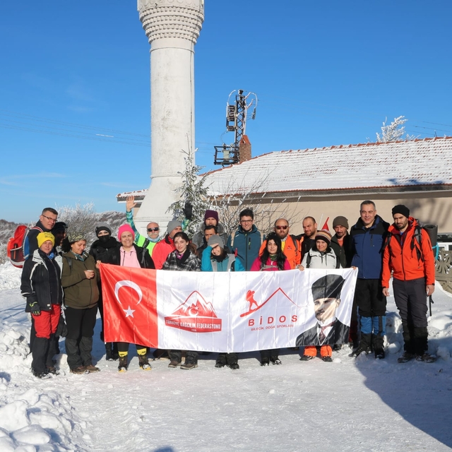 BİDOS üyeleri, 1100 rakımda şehitleri andı