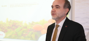 Niğde Ömer Halisdemir Üniversitesinde 300 meyve fidanı dikildi 