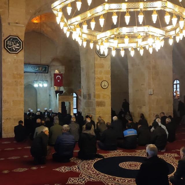 Kozan'da şehitler için mevlit okutuldu