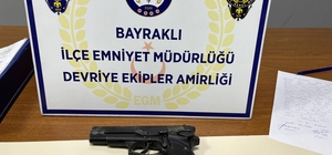 Bayraklı'da silahlı kavgada 2 kişiyi yaralayan şüpheli yakalandı