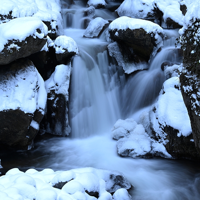 Trabzon'da Altındere Vadisi karla kaplandı