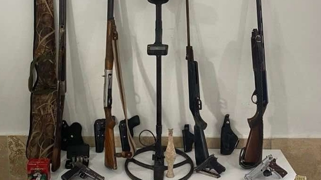 Denizli'deki silah kaçakçılığı operasyonunda 2 kişi yakalandı