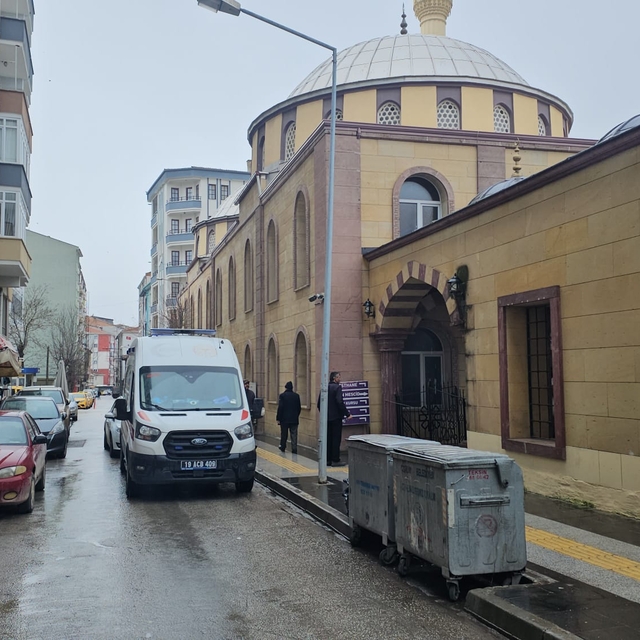 Çorum'da bir kişi caminin abdesthanesinde ölü bulundu