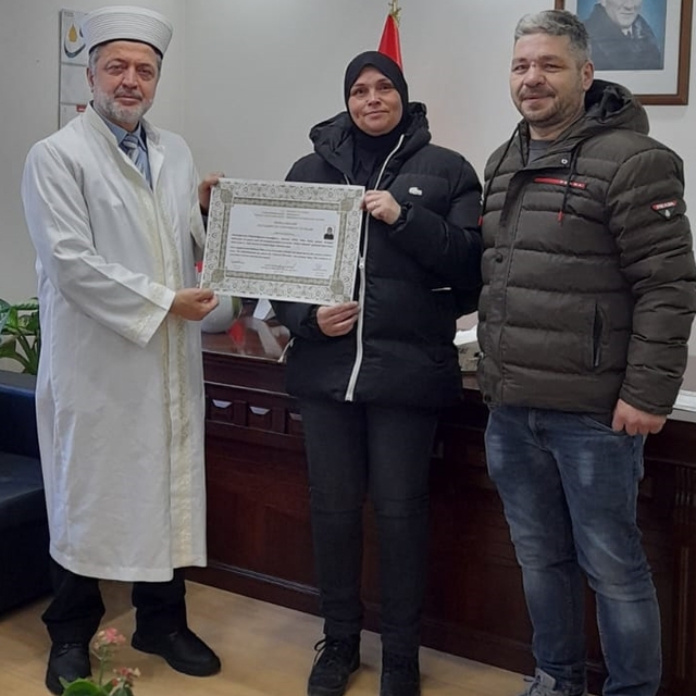 Alman kadın tatil için geldiği Sakarya'da Müslüman oldu