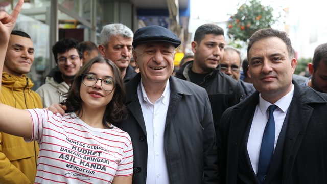 Zafer Partisi Genel Başkanı Özdağ, Osmaniye'de ziyaretlerde bulundu