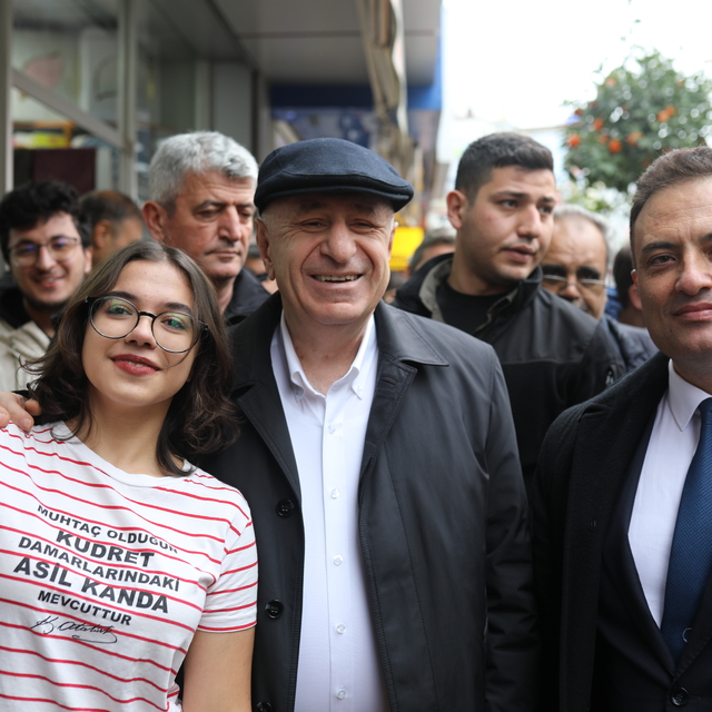 Zafer Partisi Genel Başkanı Özdağ, Osmaniye'de ziyaretlerde bulundu