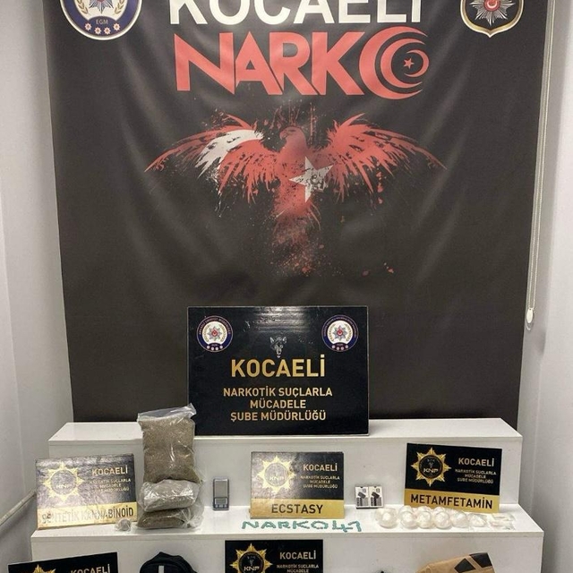 Kocaeli'de uyuşturucu operasyonunda 4 şüpheli tutuklandı