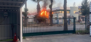 İzmir'de parfüm fabrikasında yangın: 1 ölü, 3 yaralı