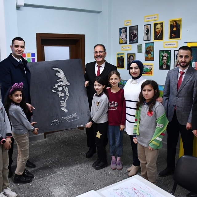 Gümüşhacıköy Kaymakamı Büyükkaymakcı'dan okul ziyareti